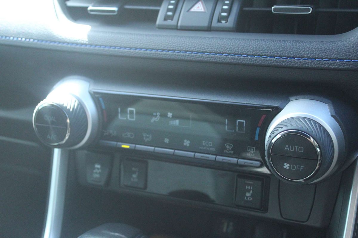 2023 Toyota RAV4 XSE AXAH54R