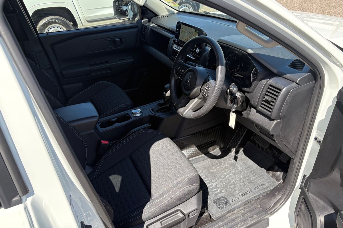 2024 Mitsubishi Triton GLX+ MV 4X4
