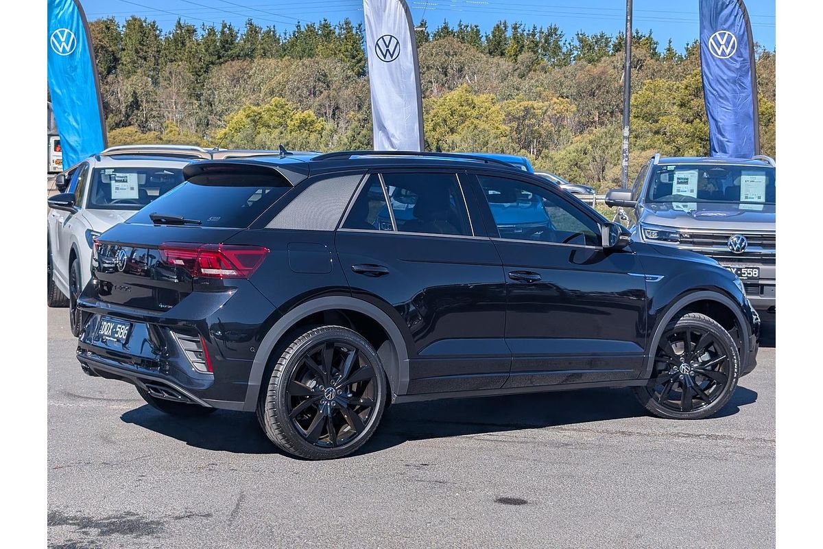 2025 Volkswagen T-Roc 140TSI R-Line D11