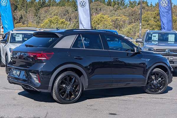 2025 Volkswagen T-Roc 140TSI R-Line D11