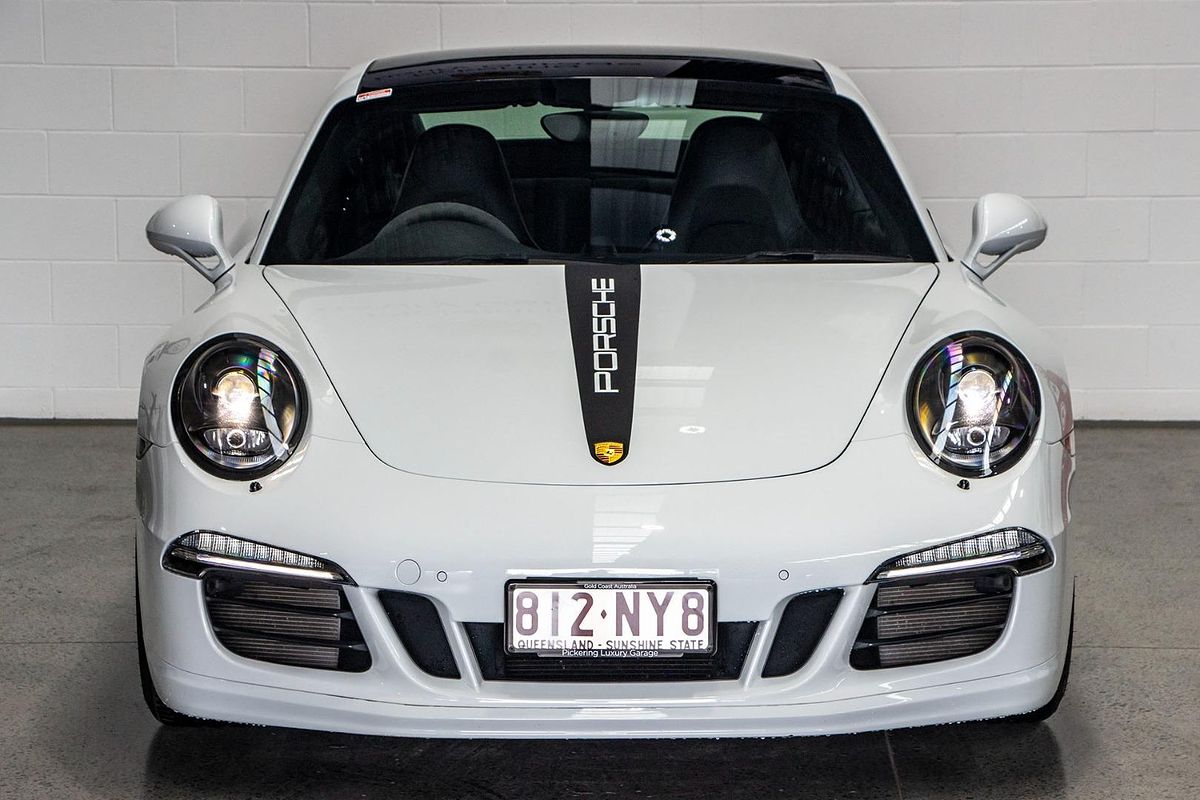 2015 Porsche 911 Carrera GTS 991