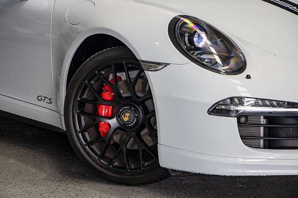 2015 Porsche 911 Carrera GTS 991