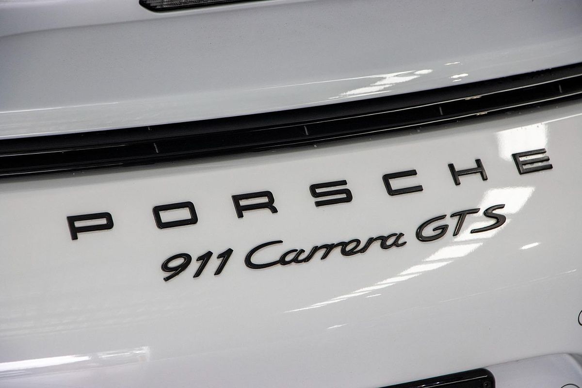 2015 Porsche 911 Carrera GTS 991