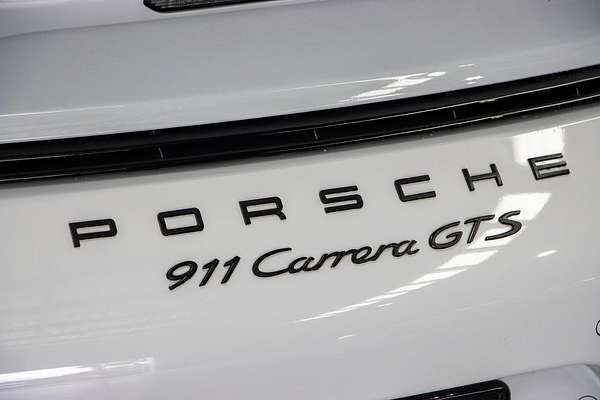 2015 Porsche 911 Carrera GTS 991