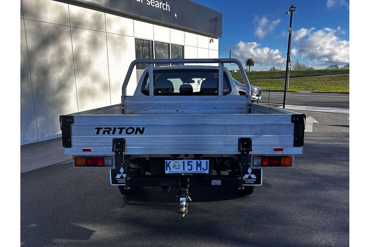 2022 Mitsubishi Triton GLX MR 4X4