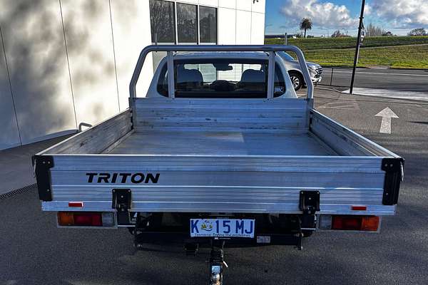 2022 Mitsubishi Triton GLX MR 4X4