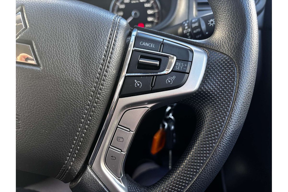 2022 Mitsubishi Triton GLX MR 4X4
