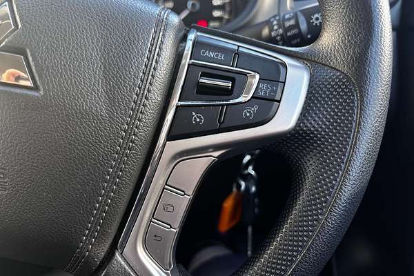 2022 Mitsubishi Triton GLX MR 4X4