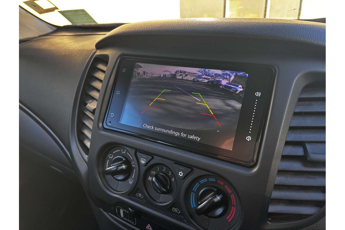 2022 Mitsubishi Triton GLX MR 4X4