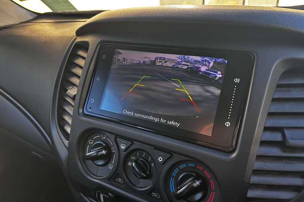 2022 Mitsubishi Triton GLX MR 4X4