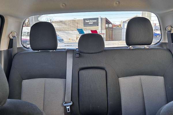2022 Mitsubishi Triton GLX MR 4X4
