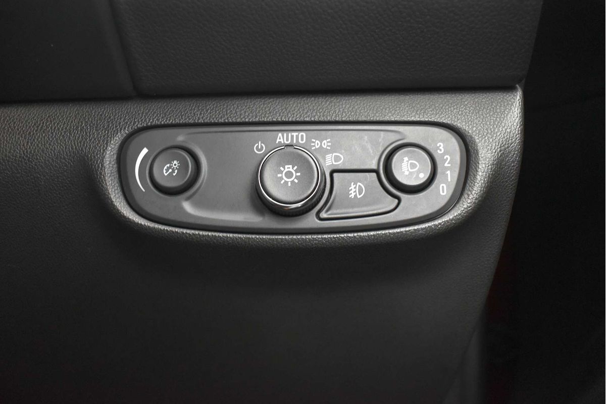 2018 Holden Acadia LTZ-V AC
