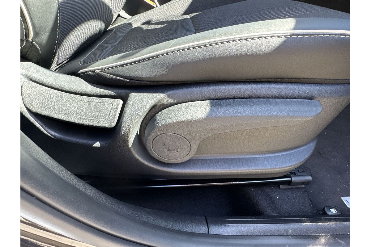 2024 Hyundai Venue Elite QX.V5