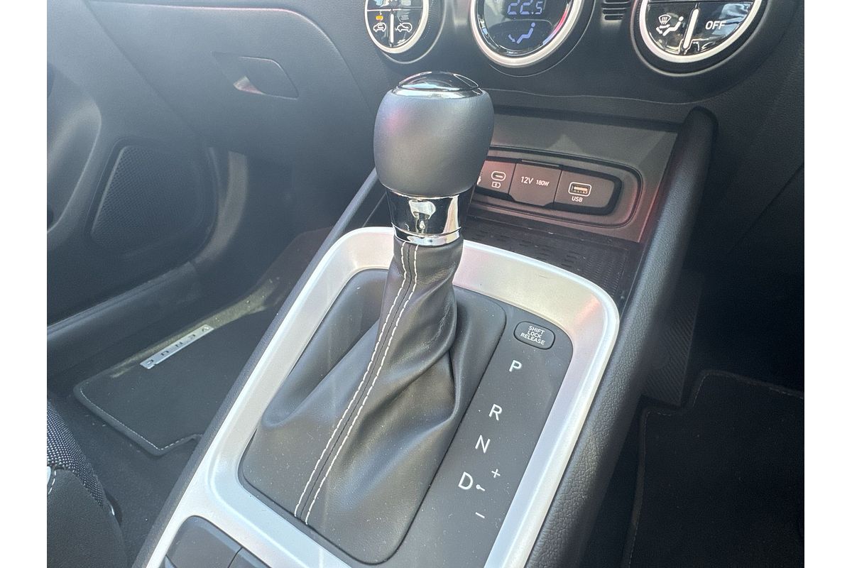 2024 Hyundai Venue Elite QX.V5