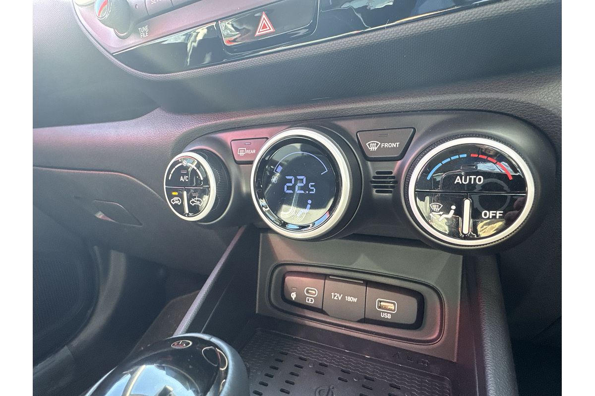 2024 Hyundai Venue Elite QX.V5