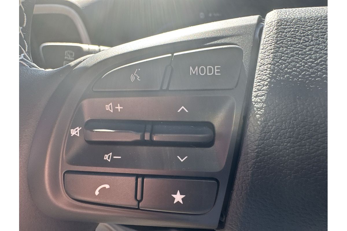 2024 Hyundai Venue Elite QX.V5