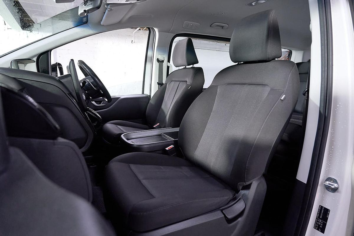2022 Hyundai STARIA US4.V1