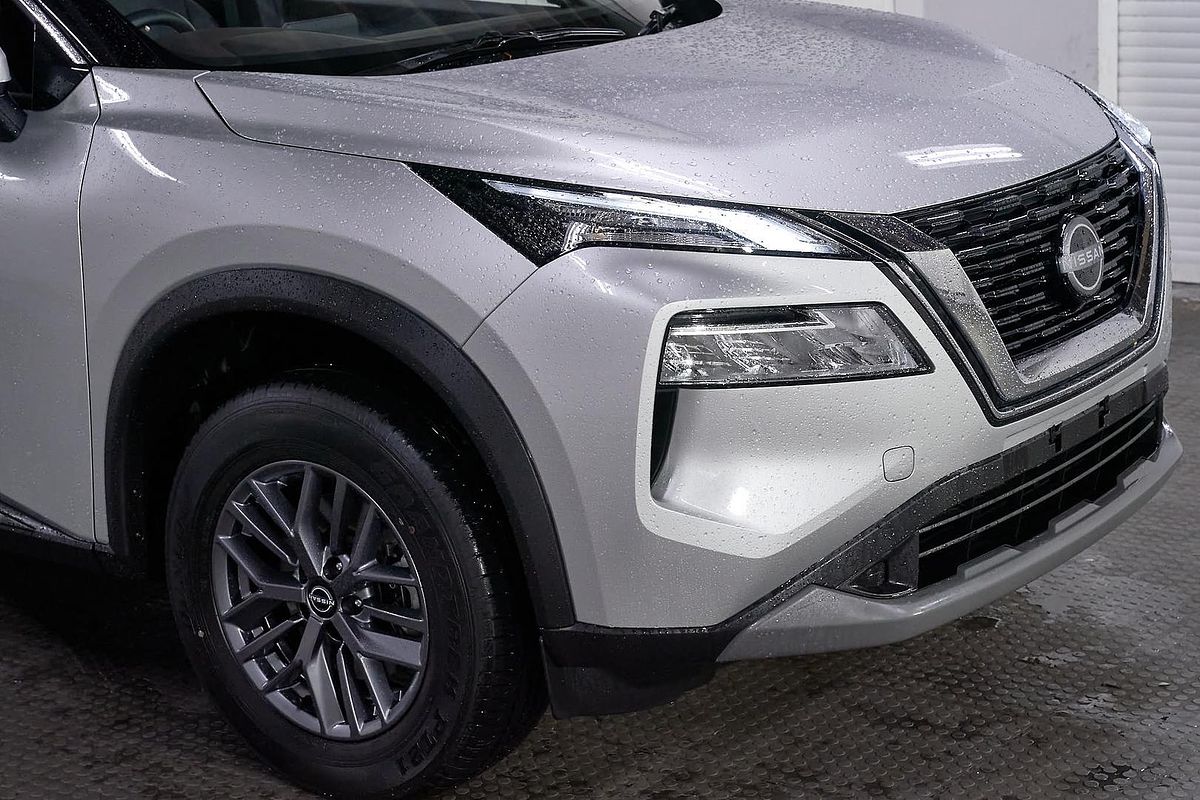 2025 Nissan X-TRAIL ST T33