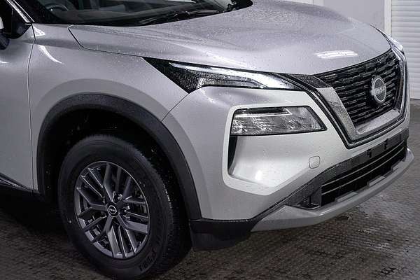 2025 Nissan X-TRAIL ST T33