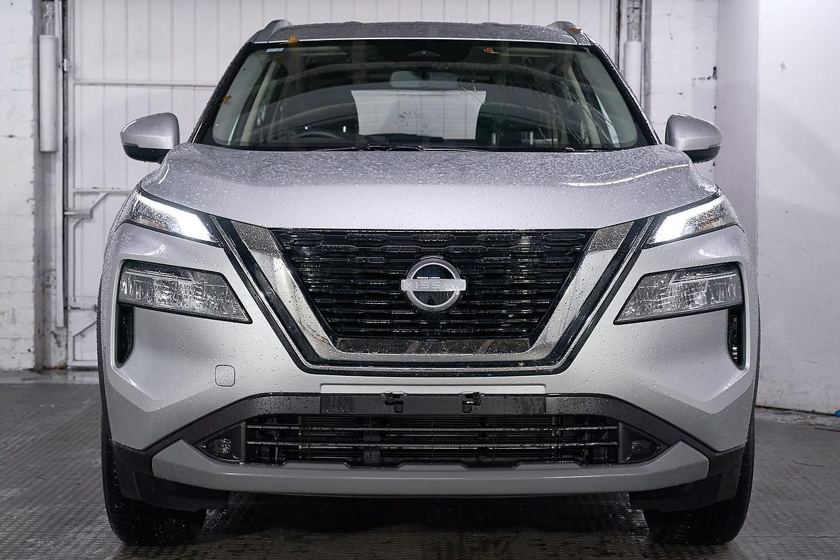 2025 Nissan X-TRAIL ST T33