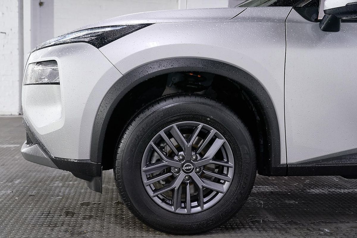 2025 Nissan X-TRAIL ST T33