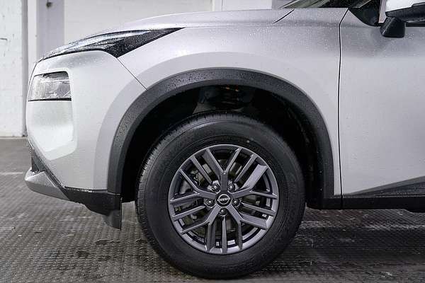 2025 Nissan X-TRAIL ST T33