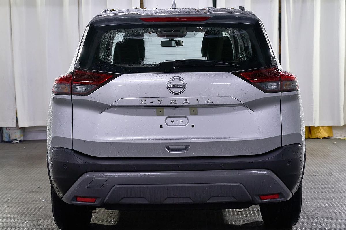 2025 Nissan X-TRAIL ST T33