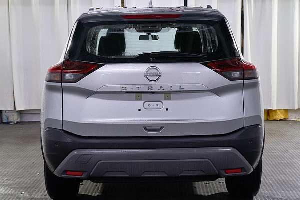2025 Nissan X-TRAIL ST T33