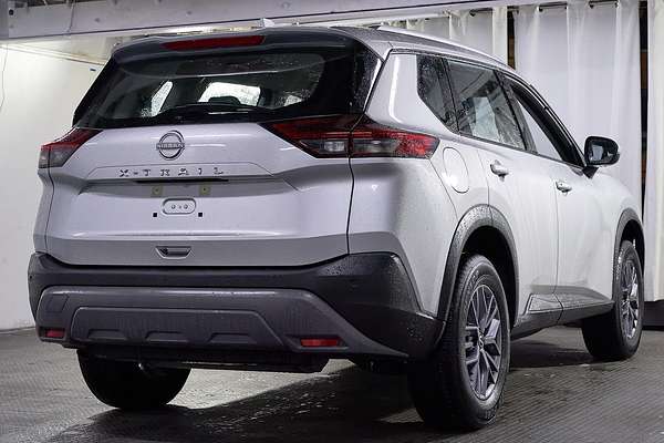 2025 Nissan X-TRAIL ST T33