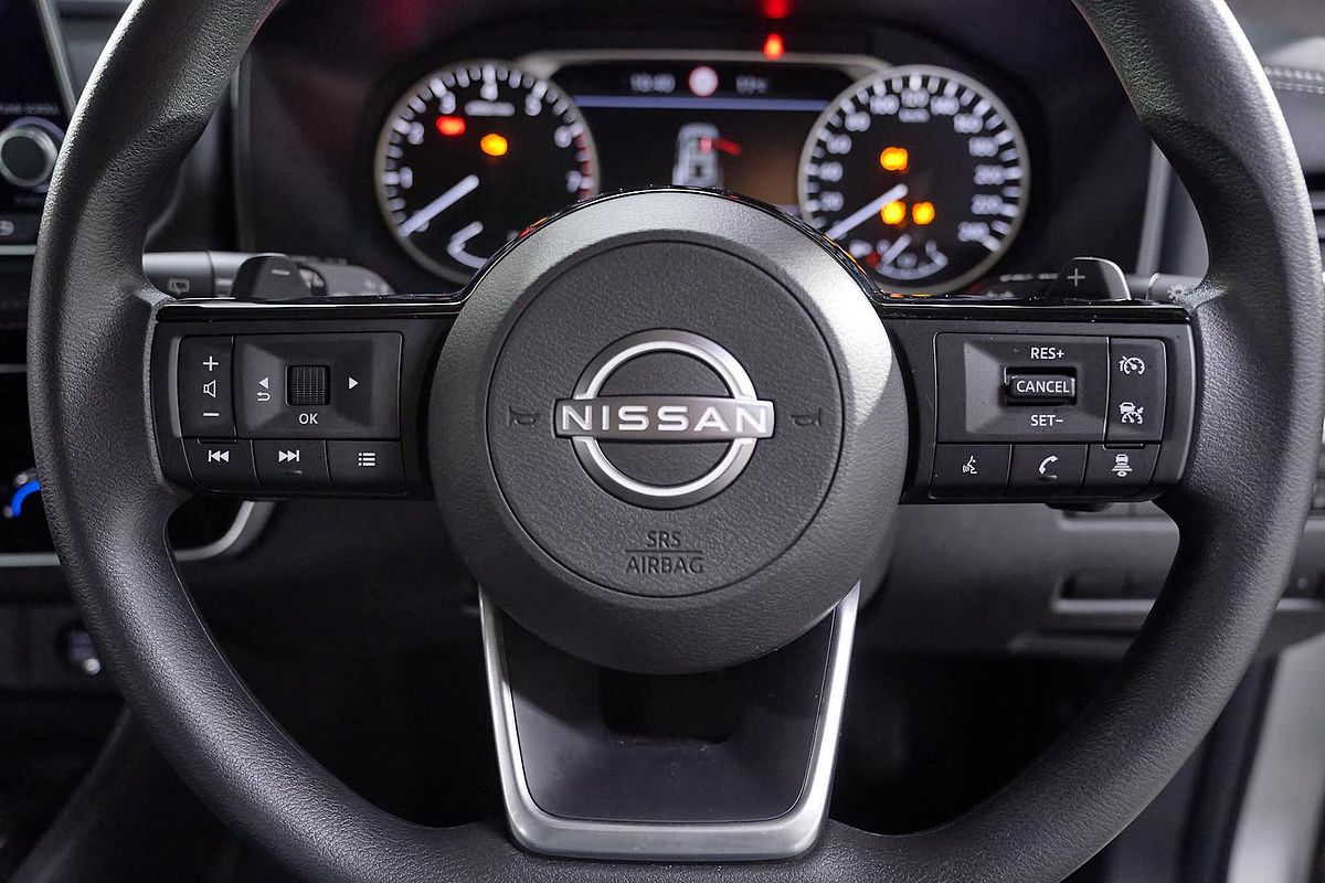 2025 Nissan X-TRAIL ST T33