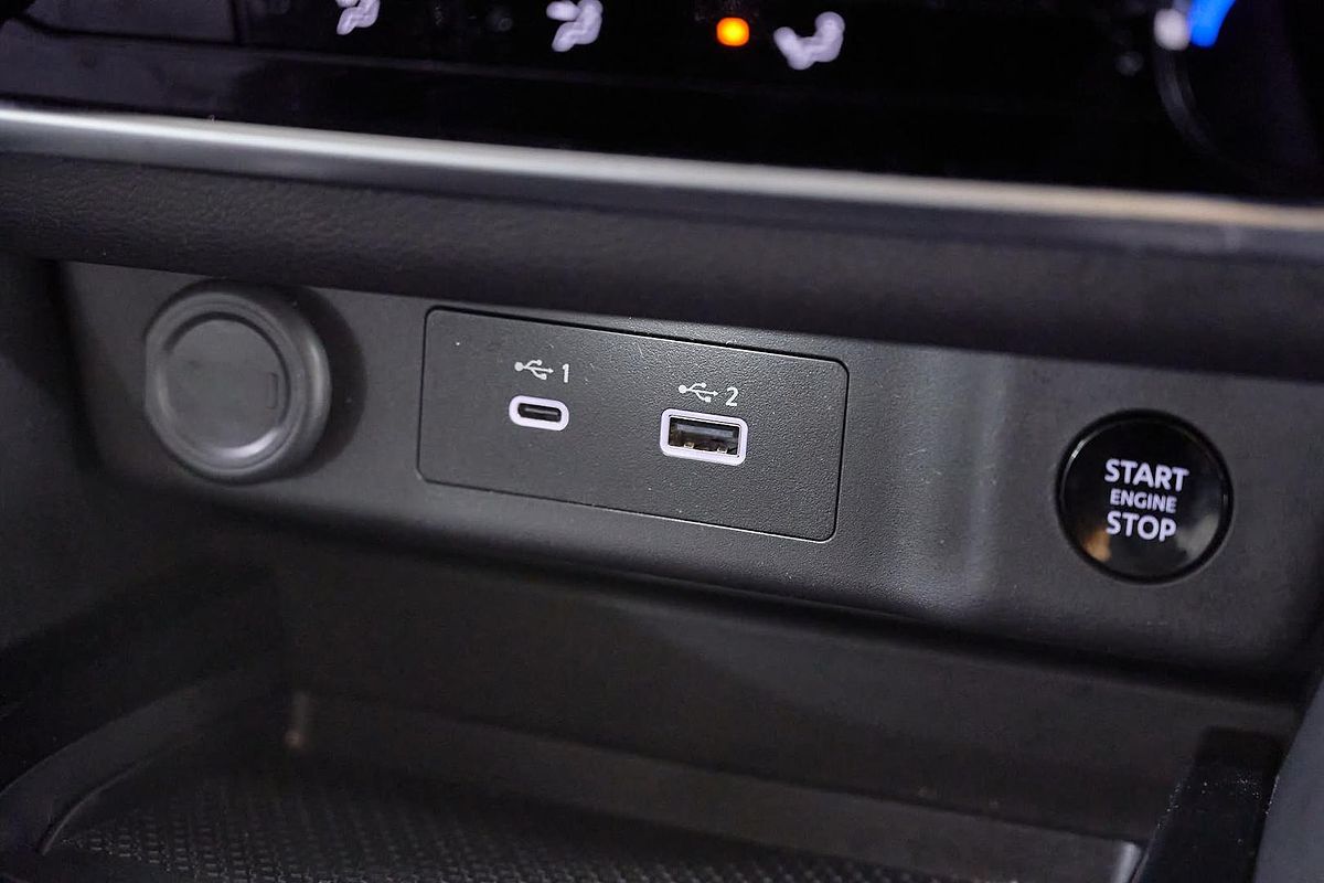 2025 Nissan X-TRAIL ST T33
