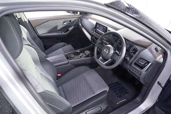 2025 Nissan X-TRAIL ST T33