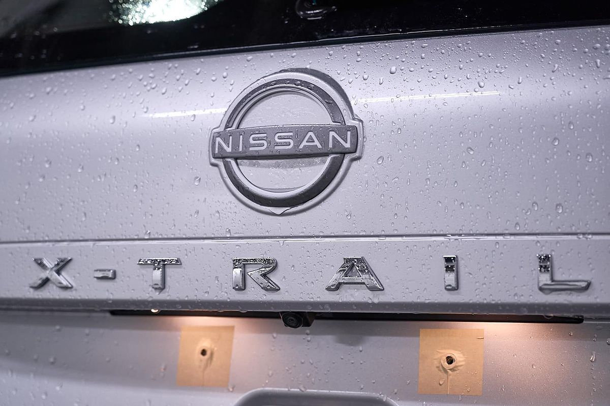 2025 Nissan X-TRAIL ST T33