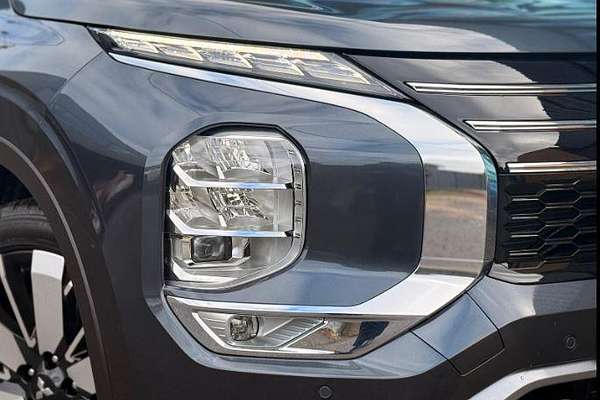 2025 Mitsubishi Outlander Aspire ZM