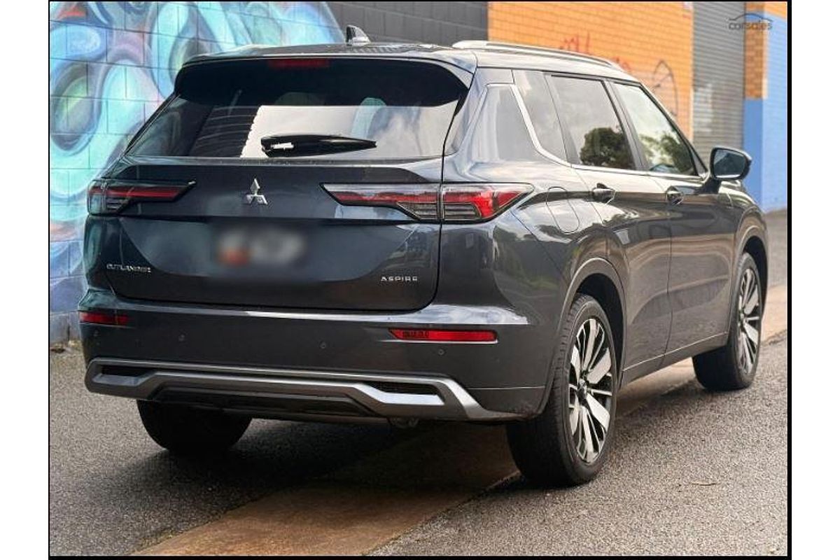 2025 Mitsubishi Outlander Aspire ZM