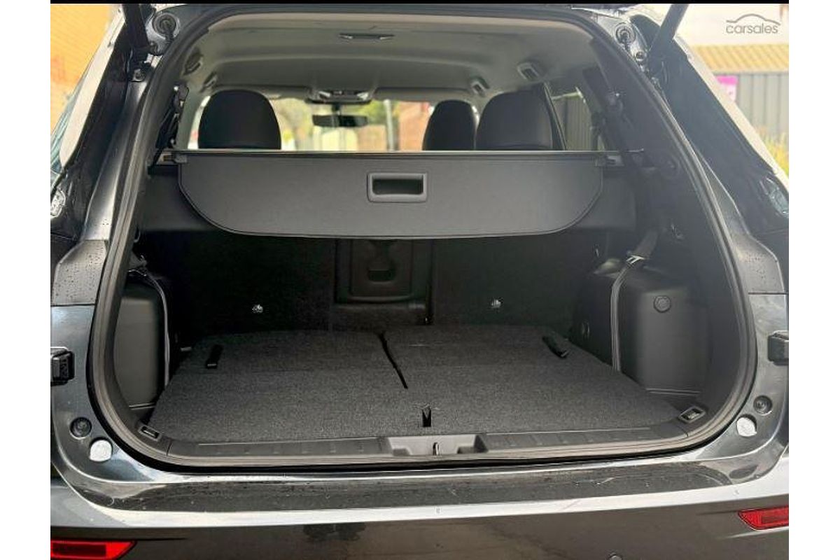 2025 Mitsubishi Outlander Aspire ZM