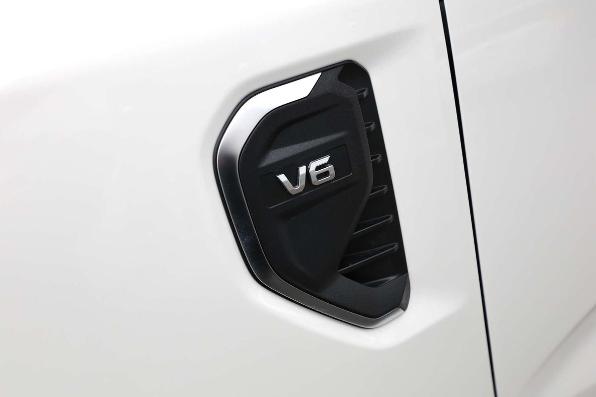 2025 Ford Everest Platinum 3.0L