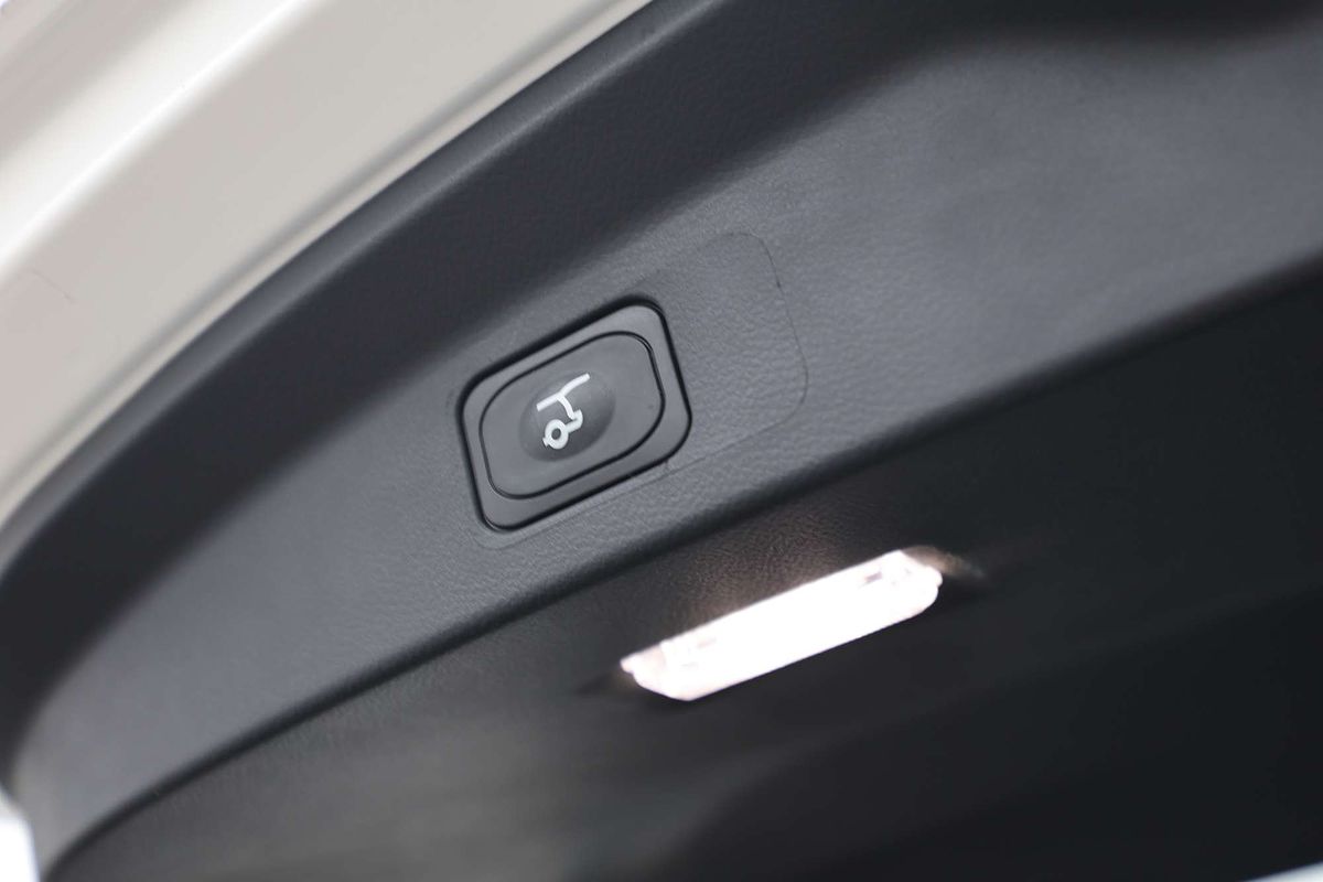 2025 Ford Everest Platinum 3.0L