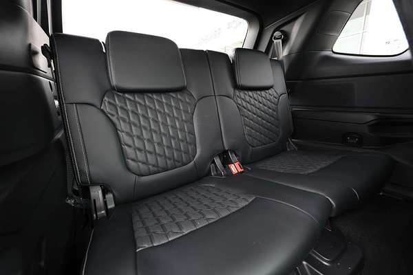 2025 Ford Everest Platinum 3.0L