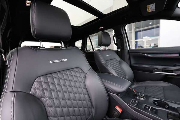 2025 Ford Everest Platinum 3.0L