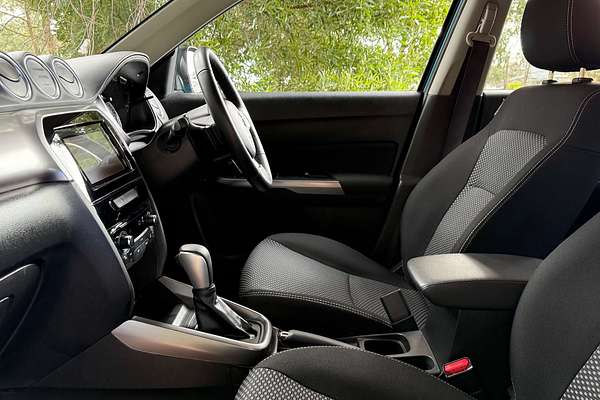 2023 Suzuki Vitara LY Series II