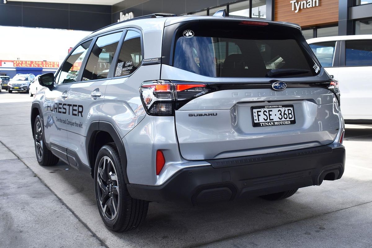 2025 Subaru Forester Touring S6
