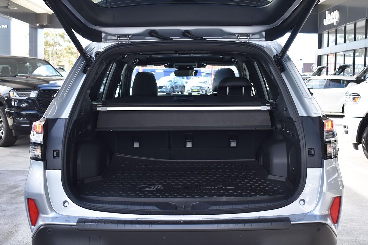 2025 Subaru Forester Touring S6