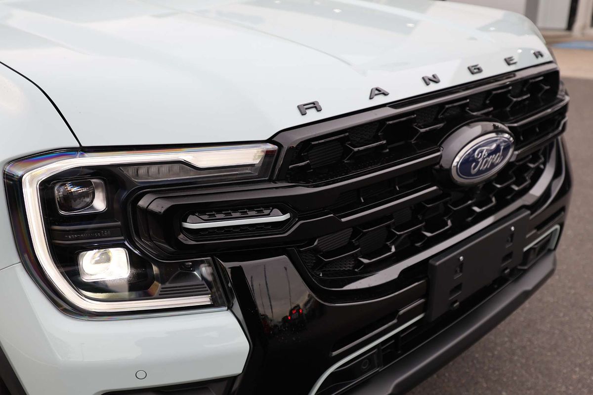 2025 Ford Ranger PHEV Stormtrak 4X4 2.3L