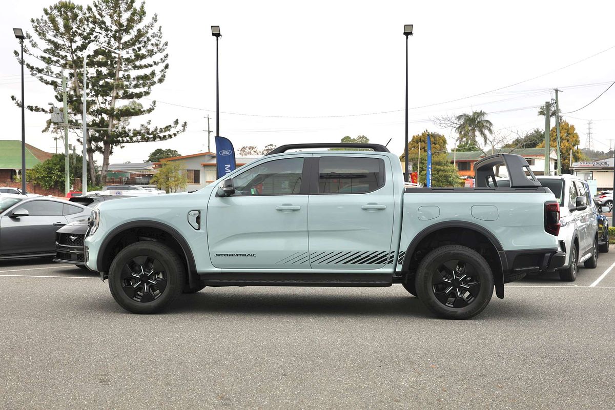 2025 Ford Ranger PHEV Stormtrak 4X4 2.3L
