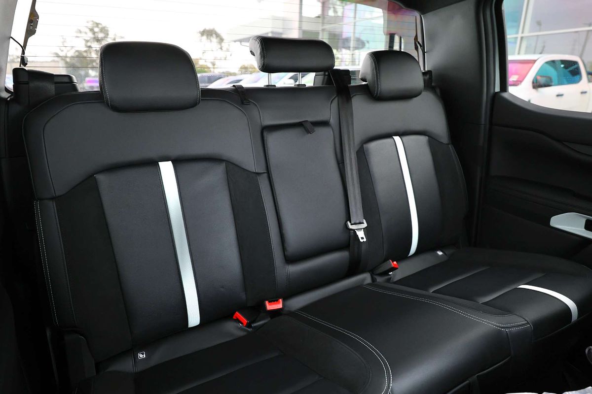 2025 Ford Ranger PHEV Stormtrak 4X4 2.3L