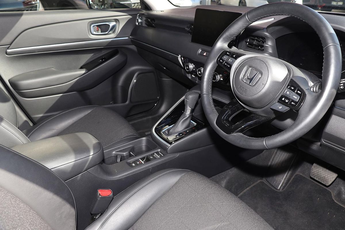 2023 Honda HR-V e:HEV L