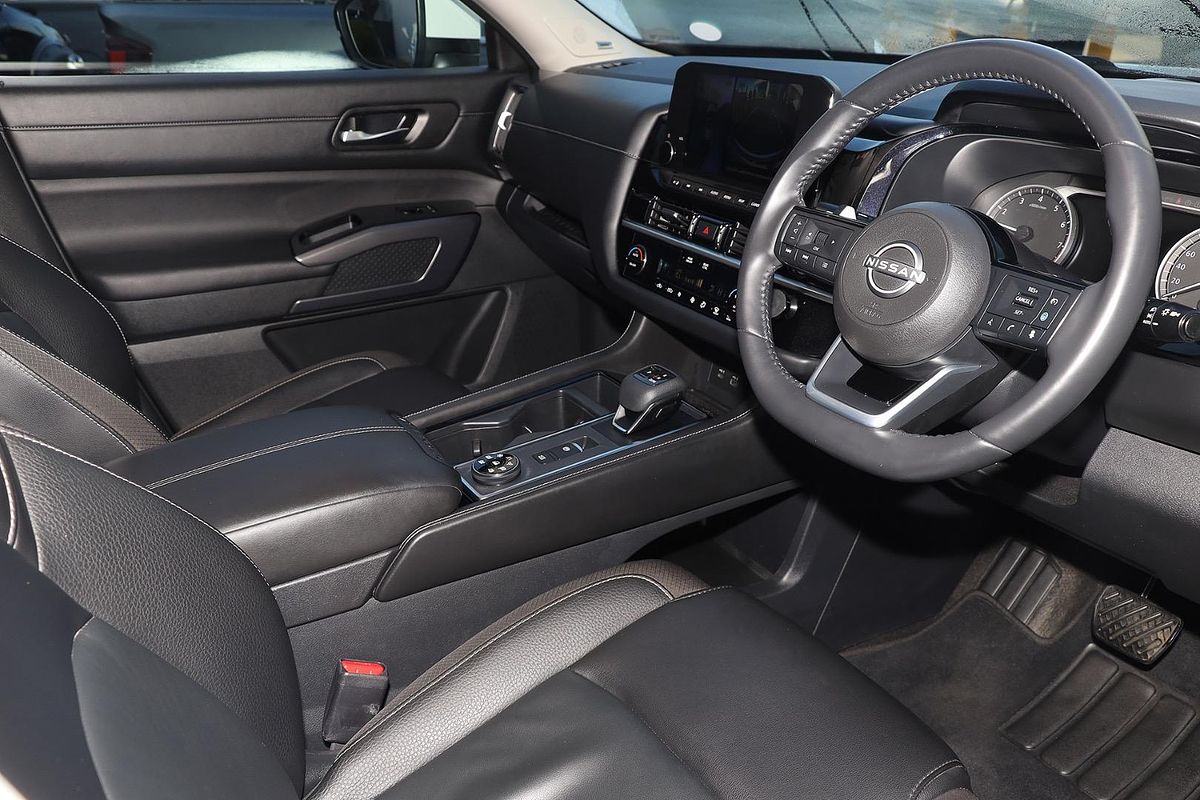 2022 Nissan Pathfinder Ti R53