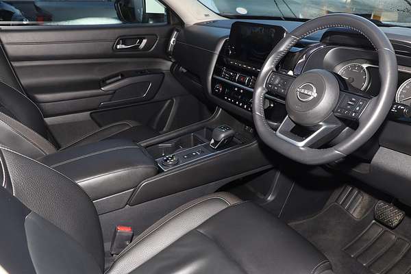 2022 Nissan Pathfinder Ti R53