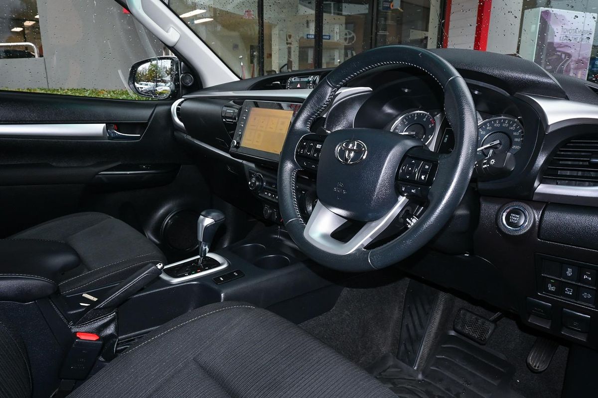 2023 Toyota Hilux SR5 GUN126R 4X4